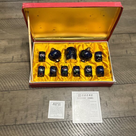 Vintage Enamel Brass Cloisonne Napkin Rings Shakers Original Box - Picture 1 of 7